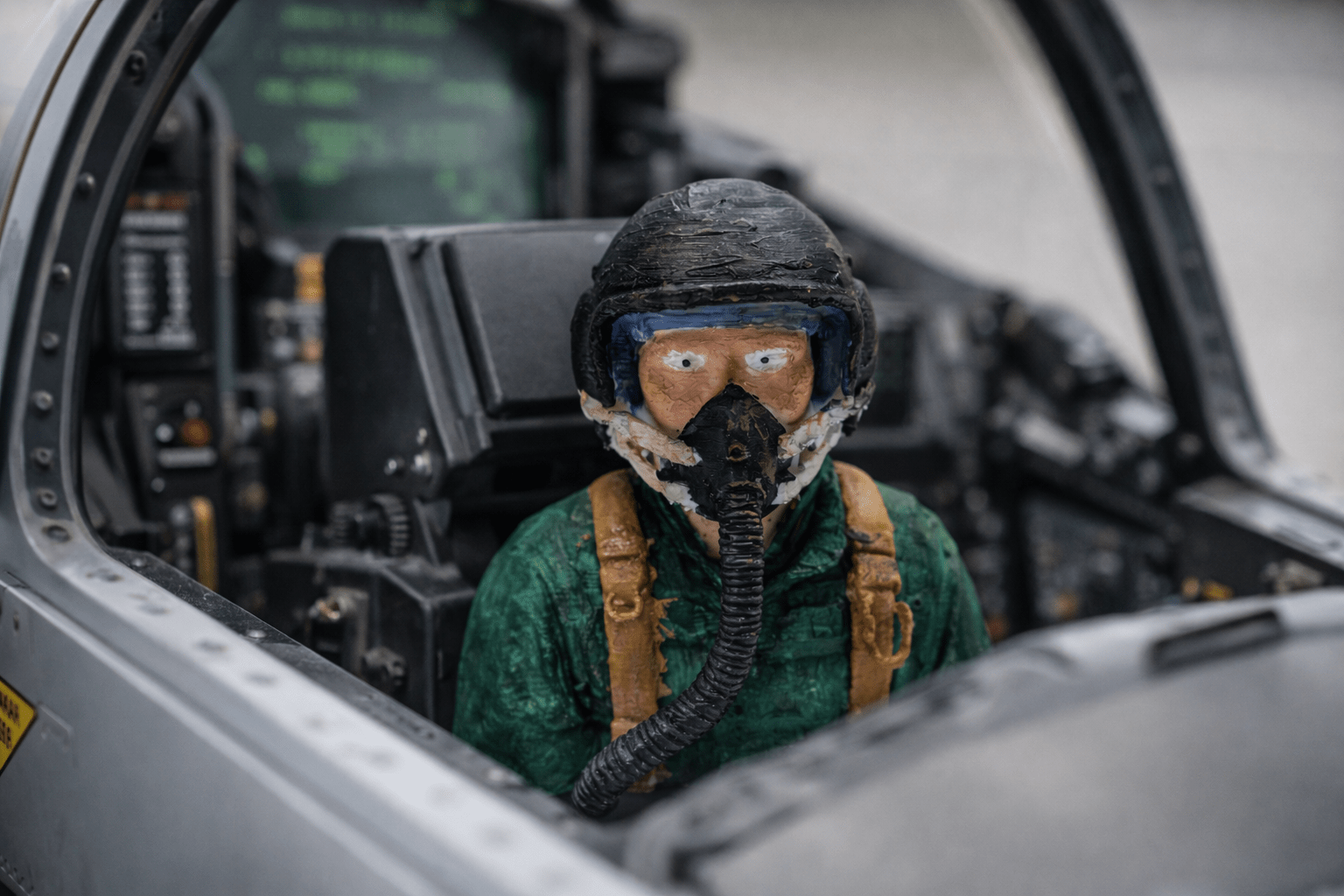 RAF fast jet pilot figure Scale 1/24 35mm tall - Image 2
